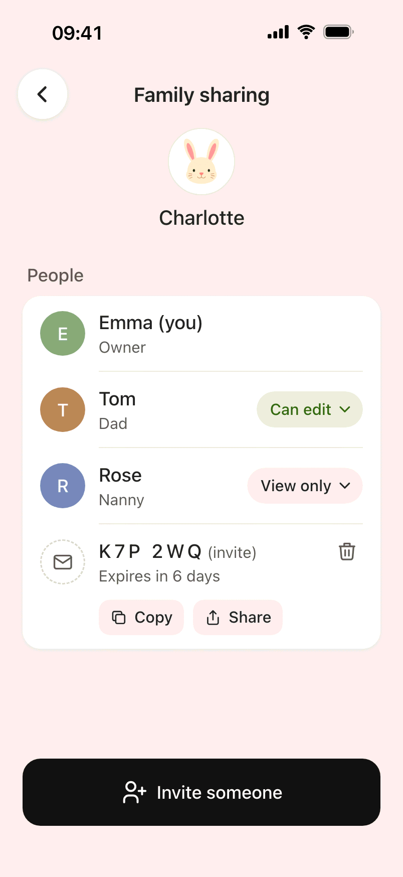 HeySolids family sharing screen with a partner and a nanny invited to a baby profile